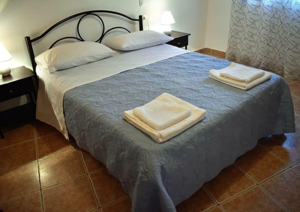 Giannoylas Hoyse{Pigadi Ágios Matthaíos Exterior foto