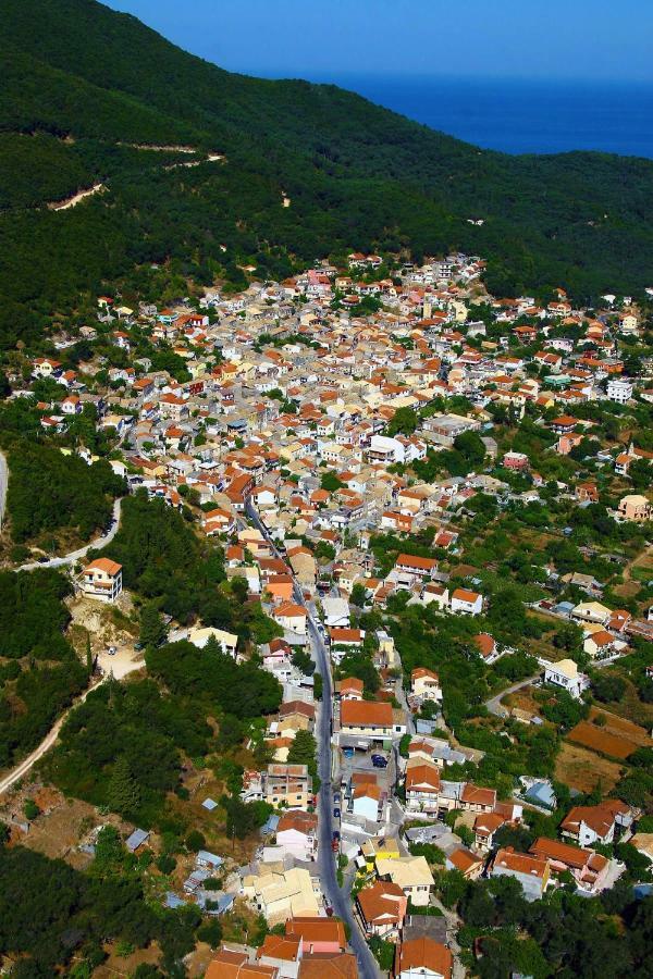 Giannoylas Hoyse{Pigadi Ágios Matthaíos Exterior foto